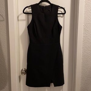 Banana Republic 2P black work dress with pockets